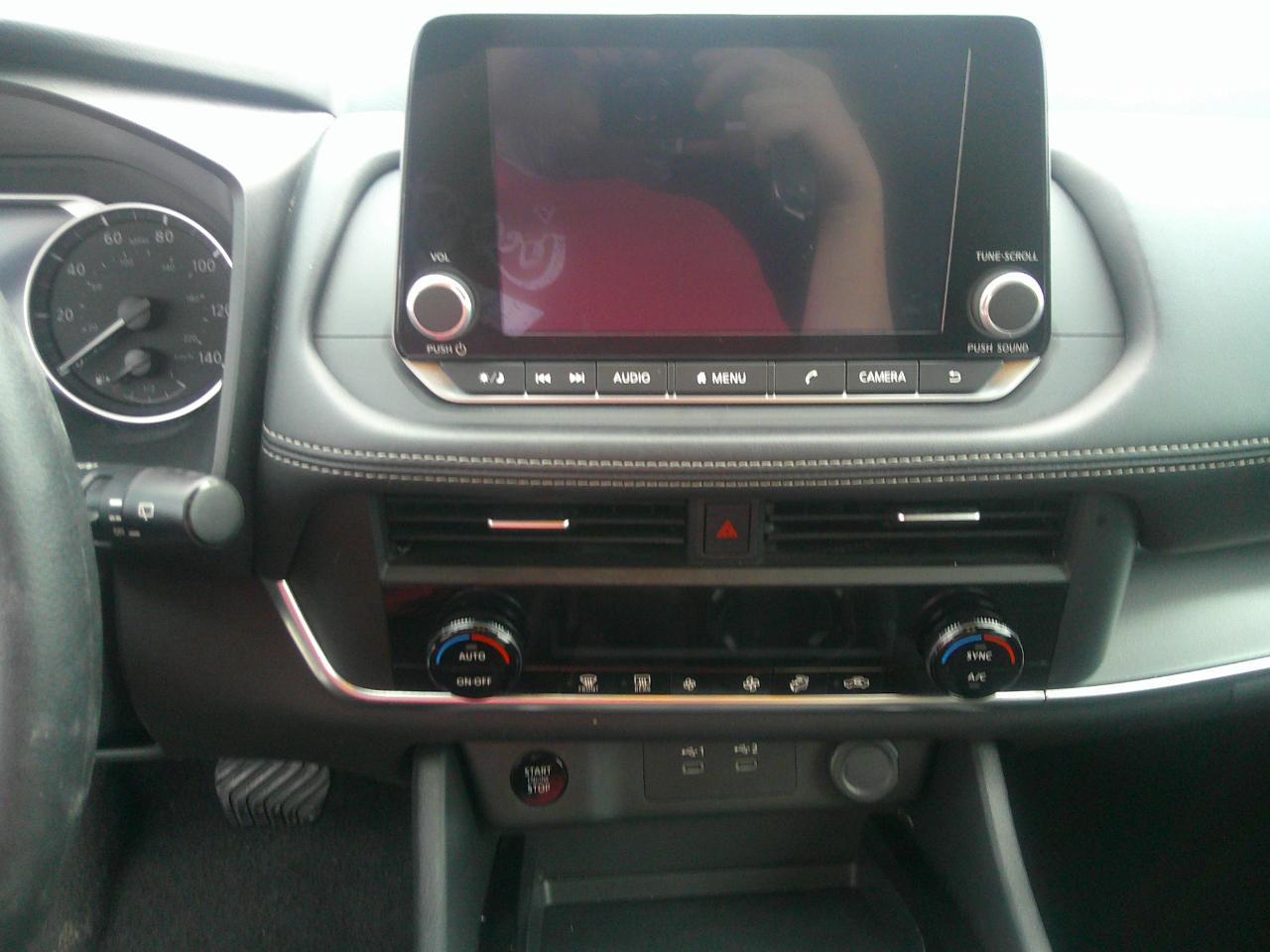 Nissan Rogue FWD SV 2024