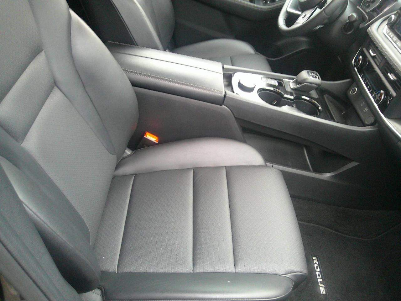 Nissan Rogue AWD SV 2023