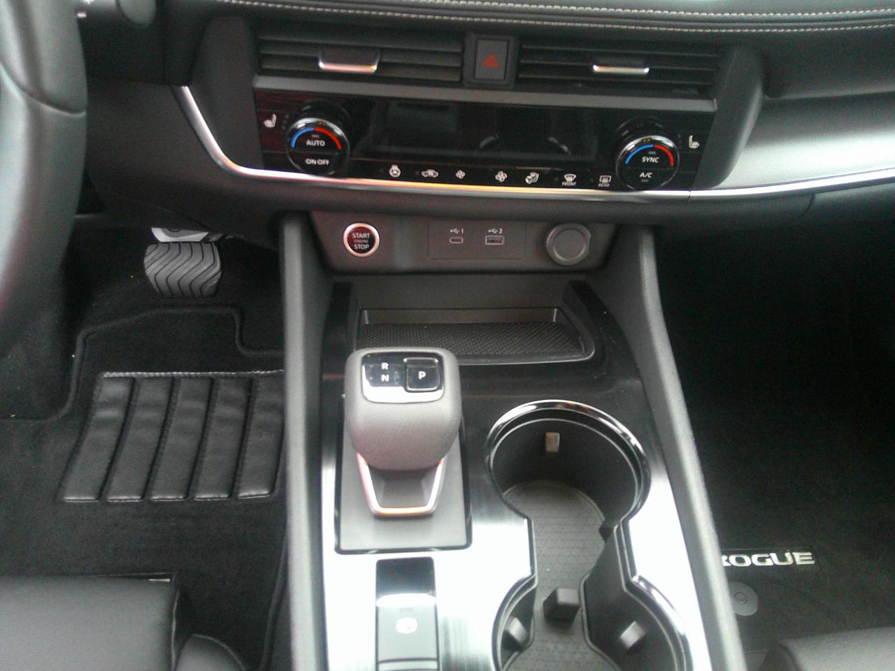 Nissan Rogue AWD SV 2023