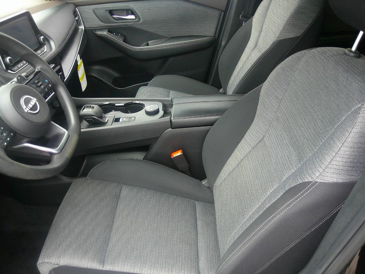 Nissan Rogue AWD SV 2023