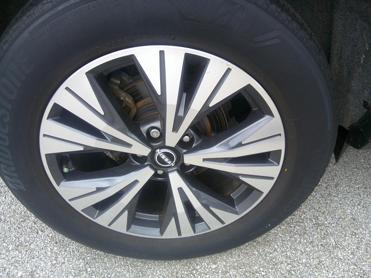 Nissan Rogue AWD SV 2023