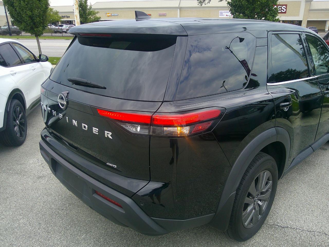 Nissan Pathfinder S 4WD 2023