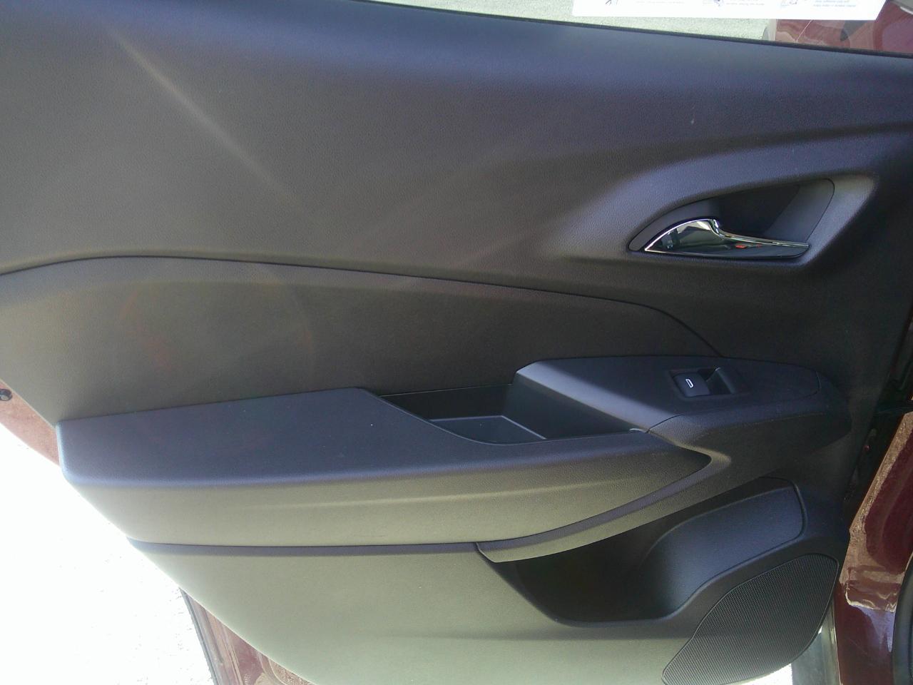 Chevrolet Trax FWD 4dr LT 2025