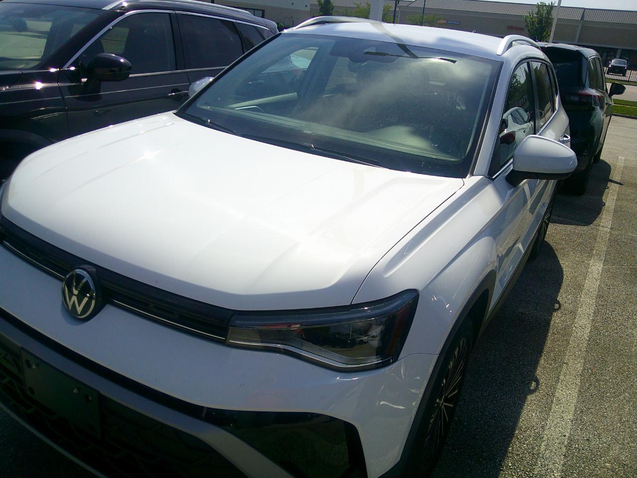 Volkswagen Taos SE FWD 2025