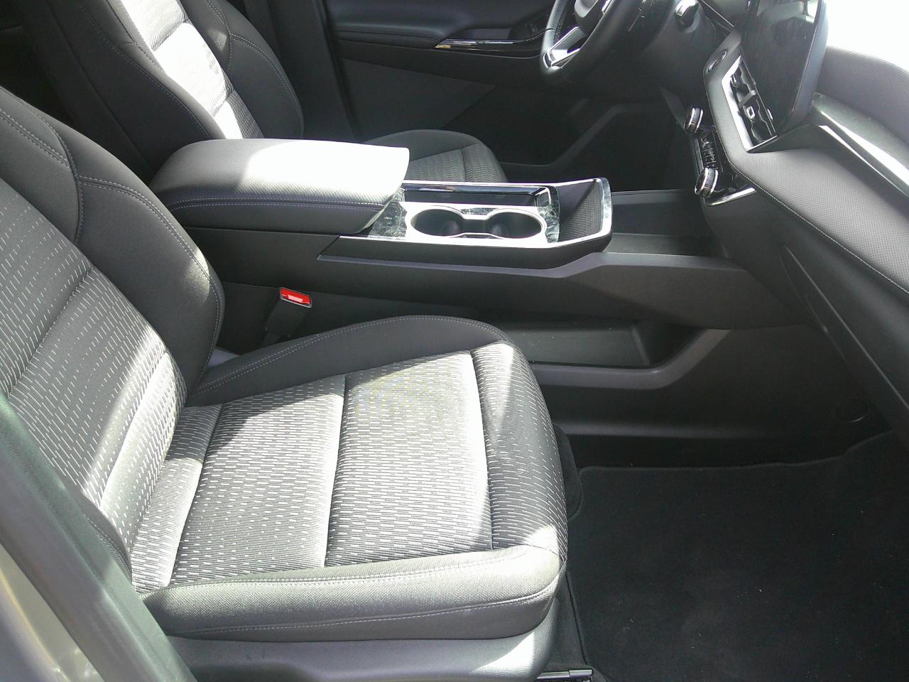 Chevrolet Equinox FWD 4dr LT w/1LT 2025