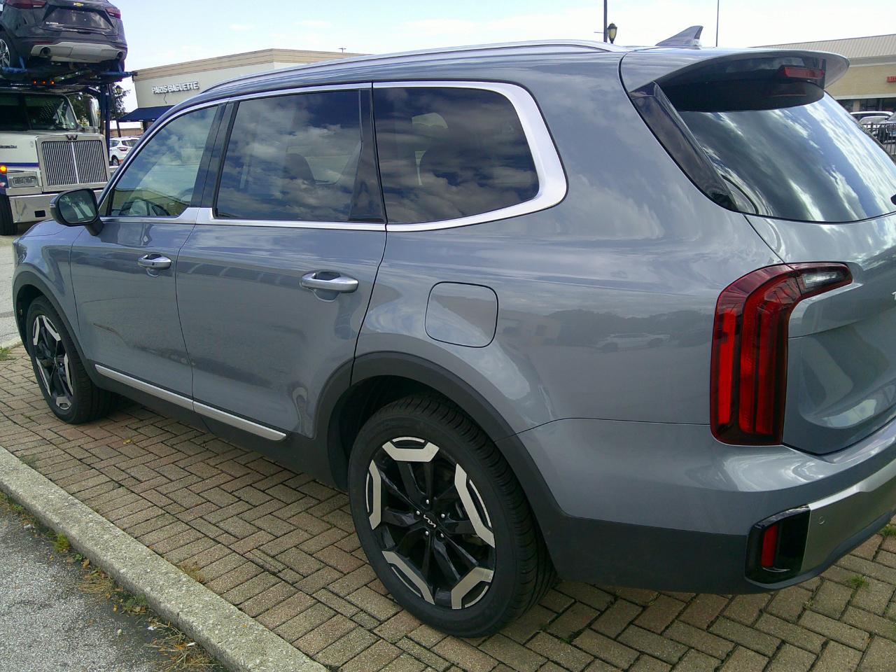 Kia Telluride S FWD 2025