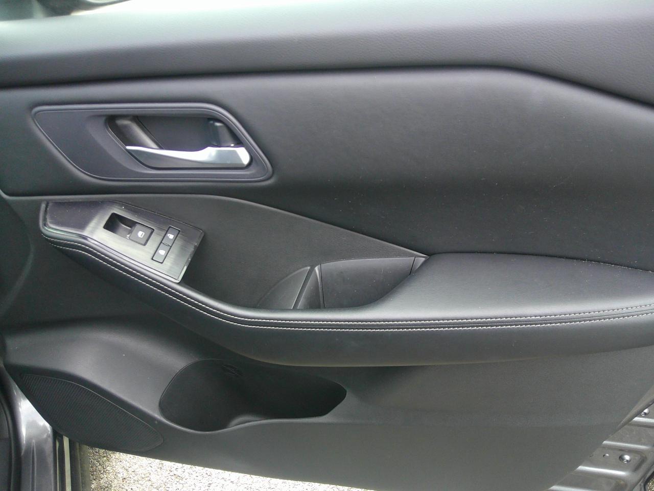 Nissan Rogue AWD SV 2025