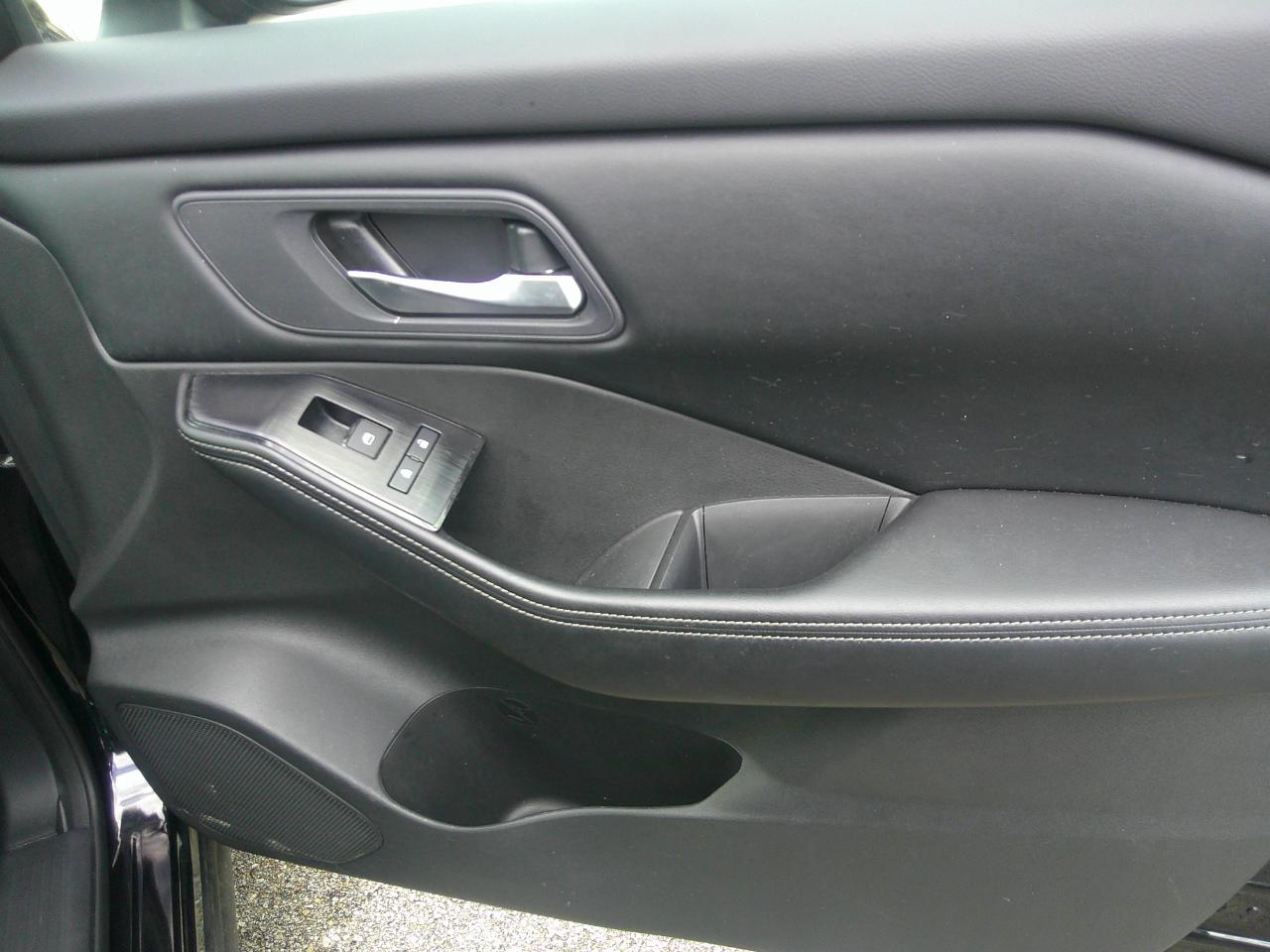 Nissan Rogue AWD SV 2025