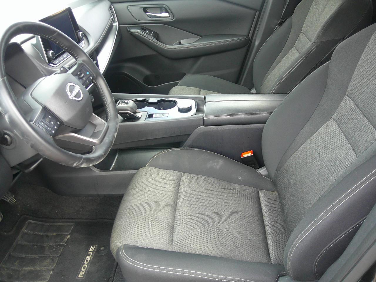 Nissan Rogue AWD SV 2025