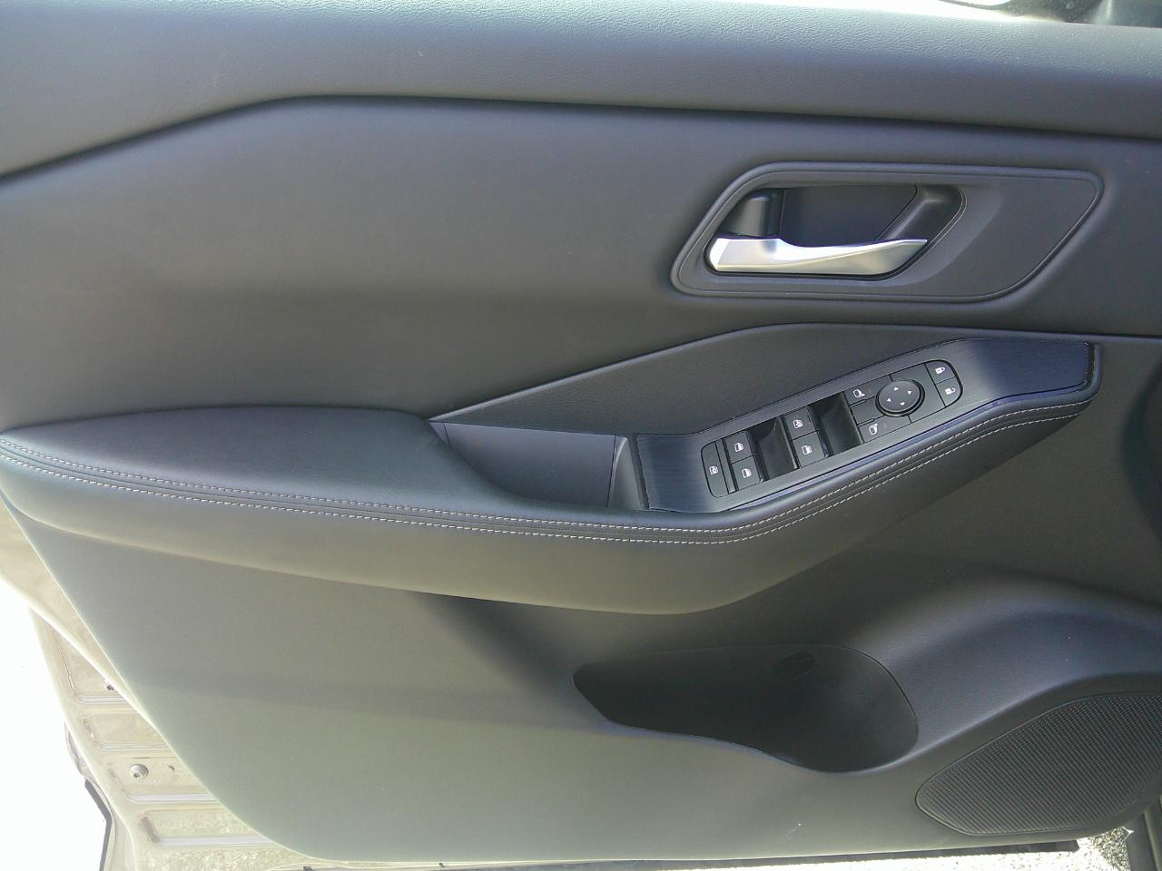 Nissan Rogue AWD SV 2024