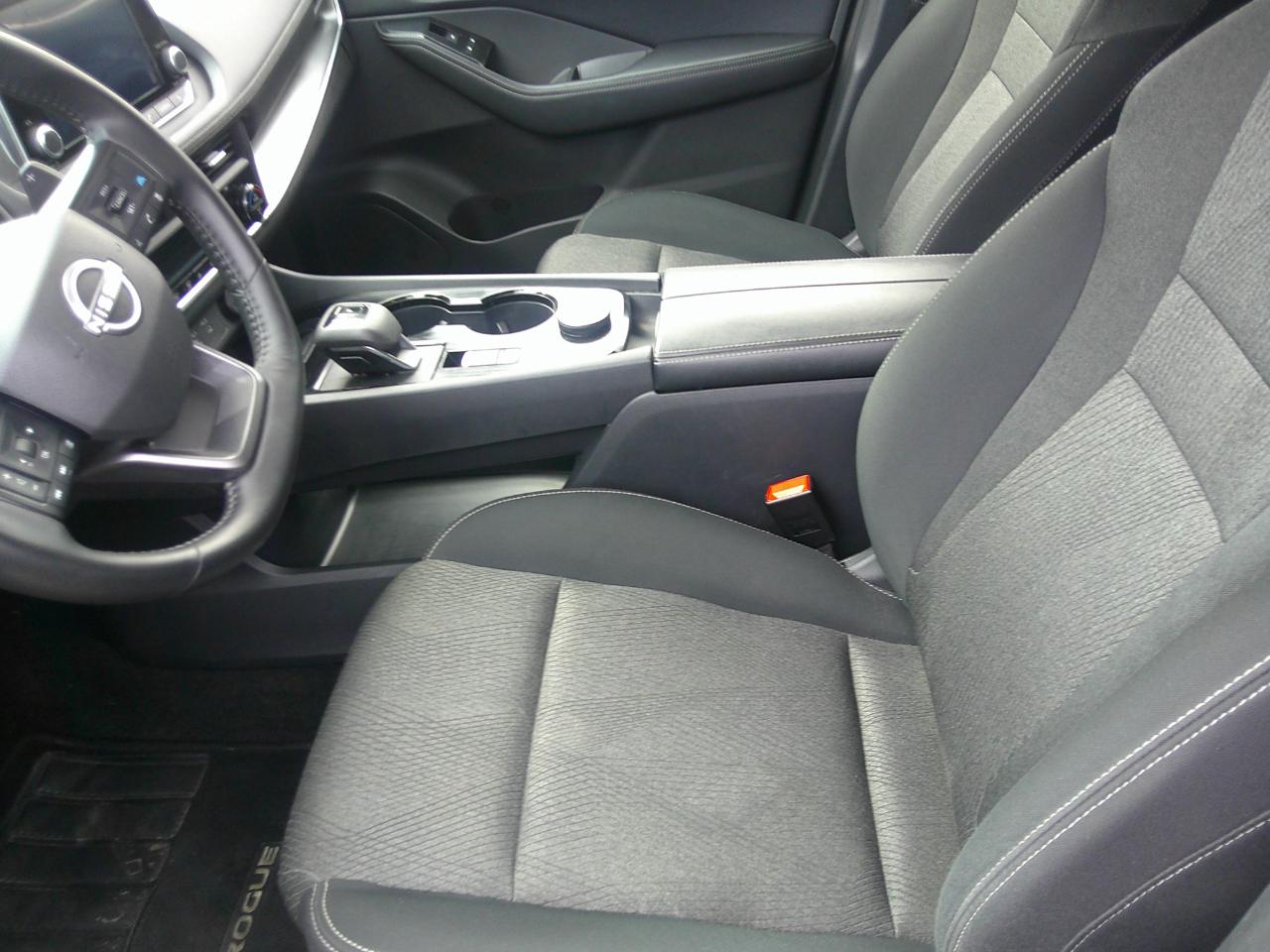 Nissan Rogue AWD SV 2023