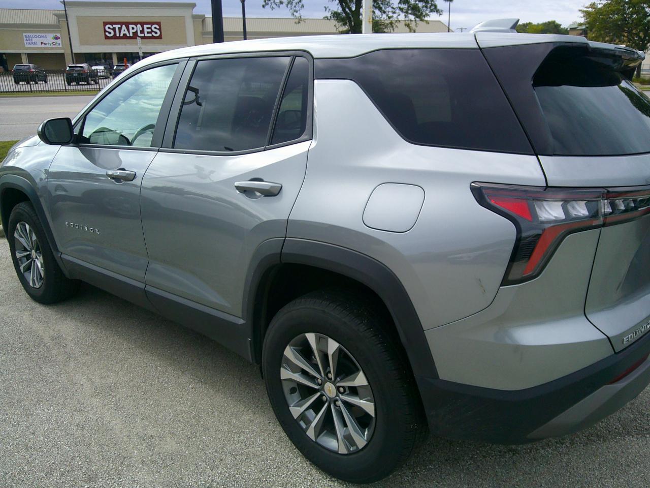 Chevrolet Equinox FWD 4dr LT w/1LT 2026
