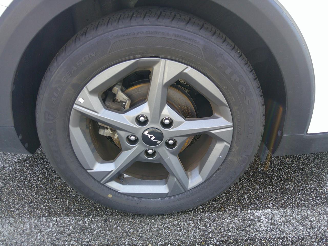 Kia K4 LXS FWD 2025