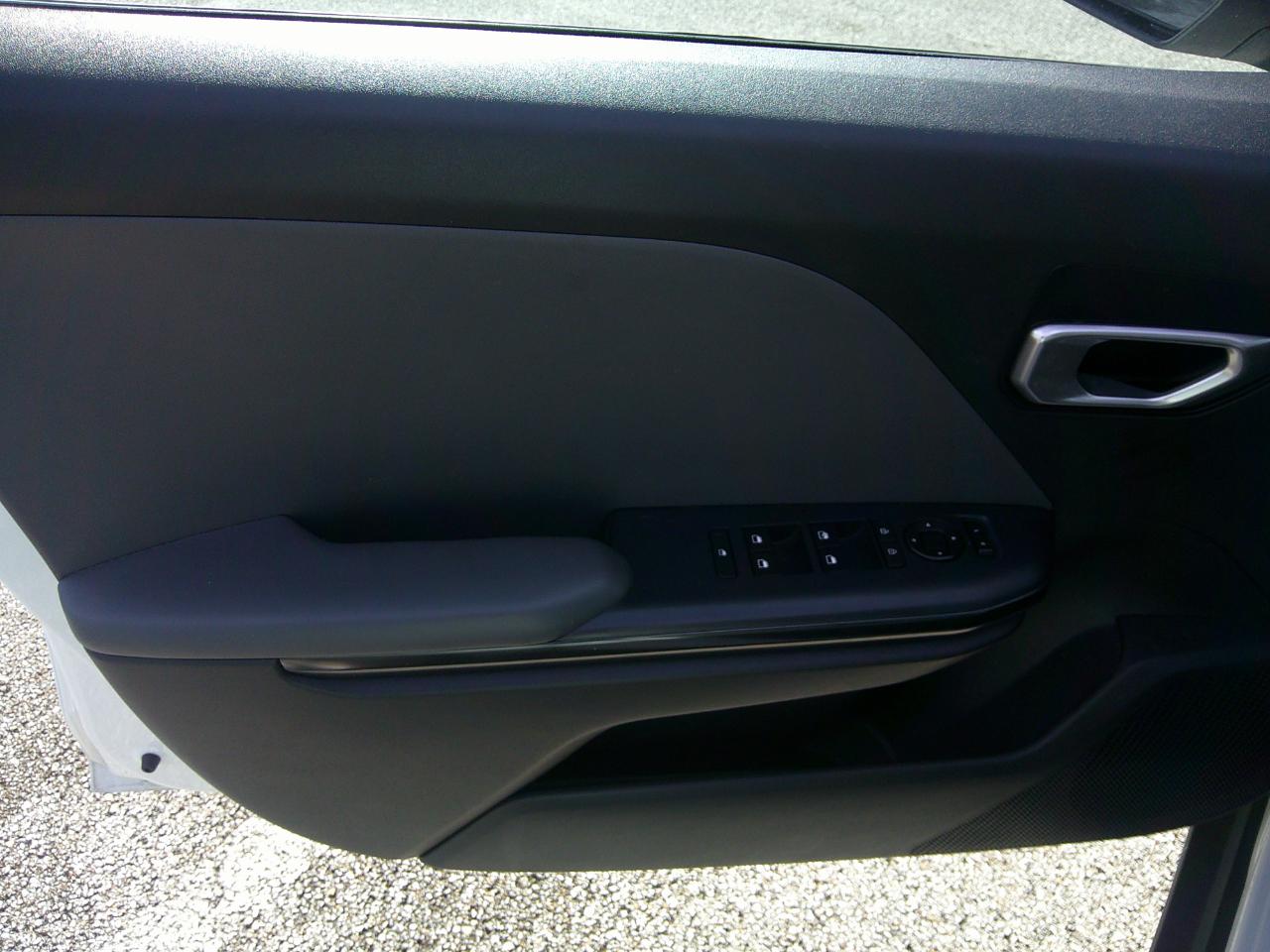 Kia K4 LXS FWD 2025