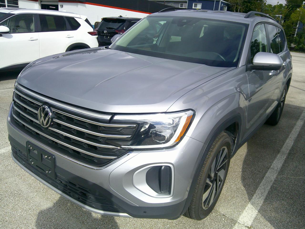 Volkswagen Atlas 2.0T SE w/Technology FWD 2025