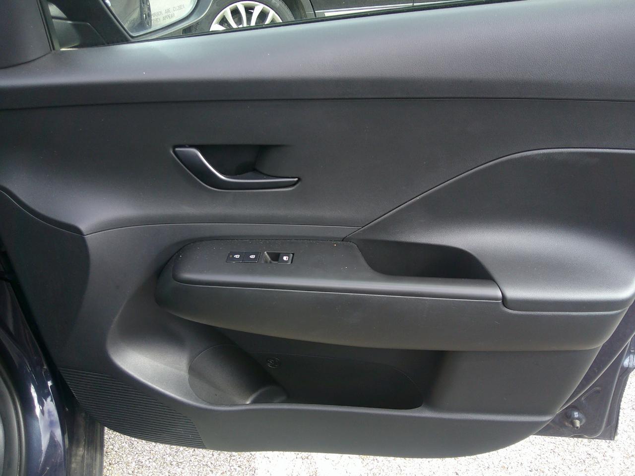 Hyundai Kona SEL FWD 2025