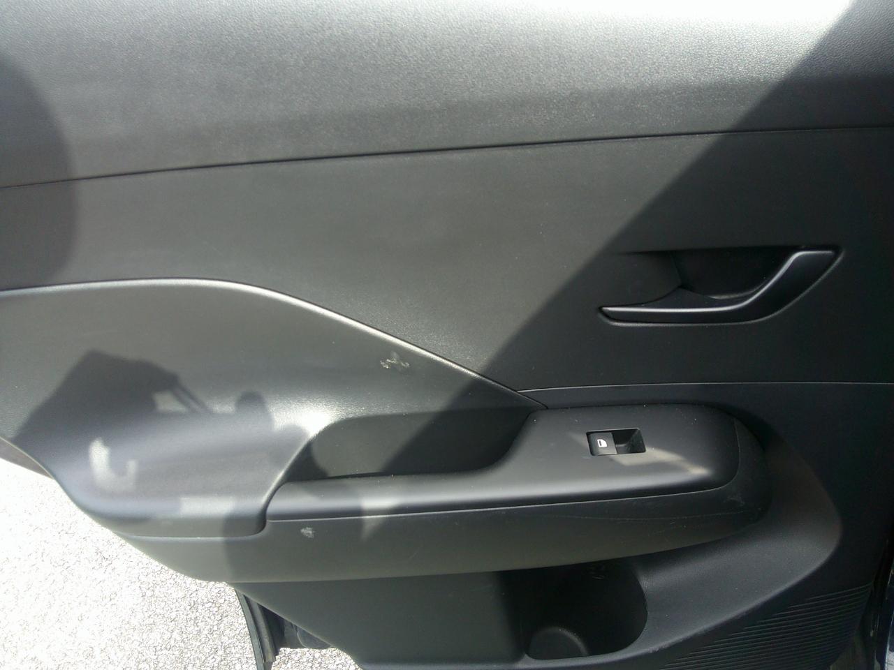 Hyundai Kona SEL FWD 2025