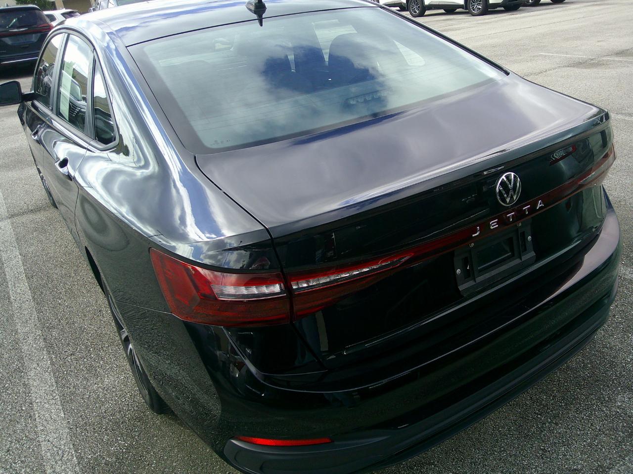 Volkswagen Jetta Sport Auto 2025