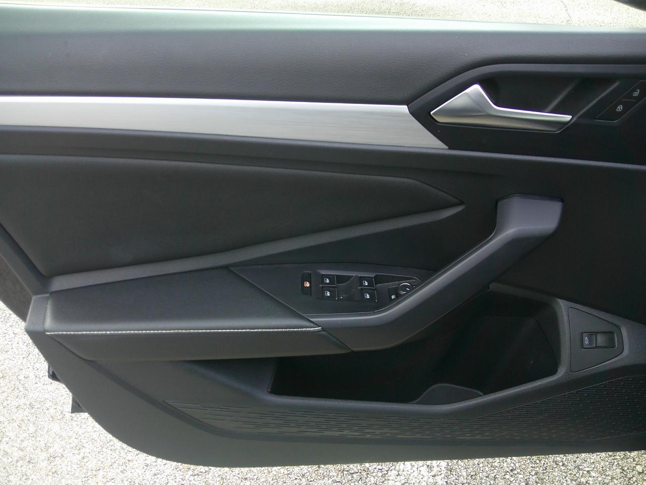Volkswagen Jetta Sport Auto 2025