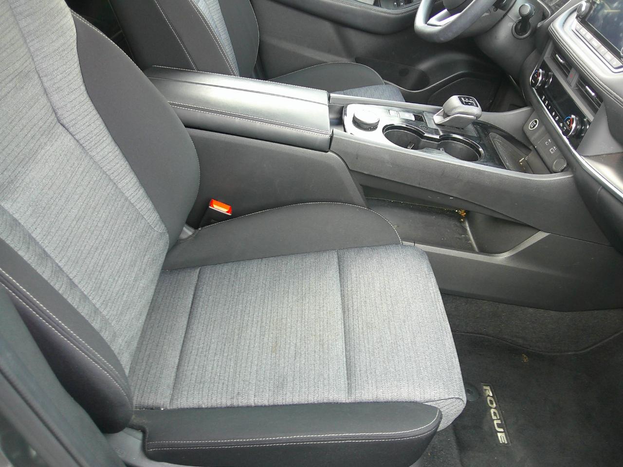 Nissan Rogue AWD SV 2023