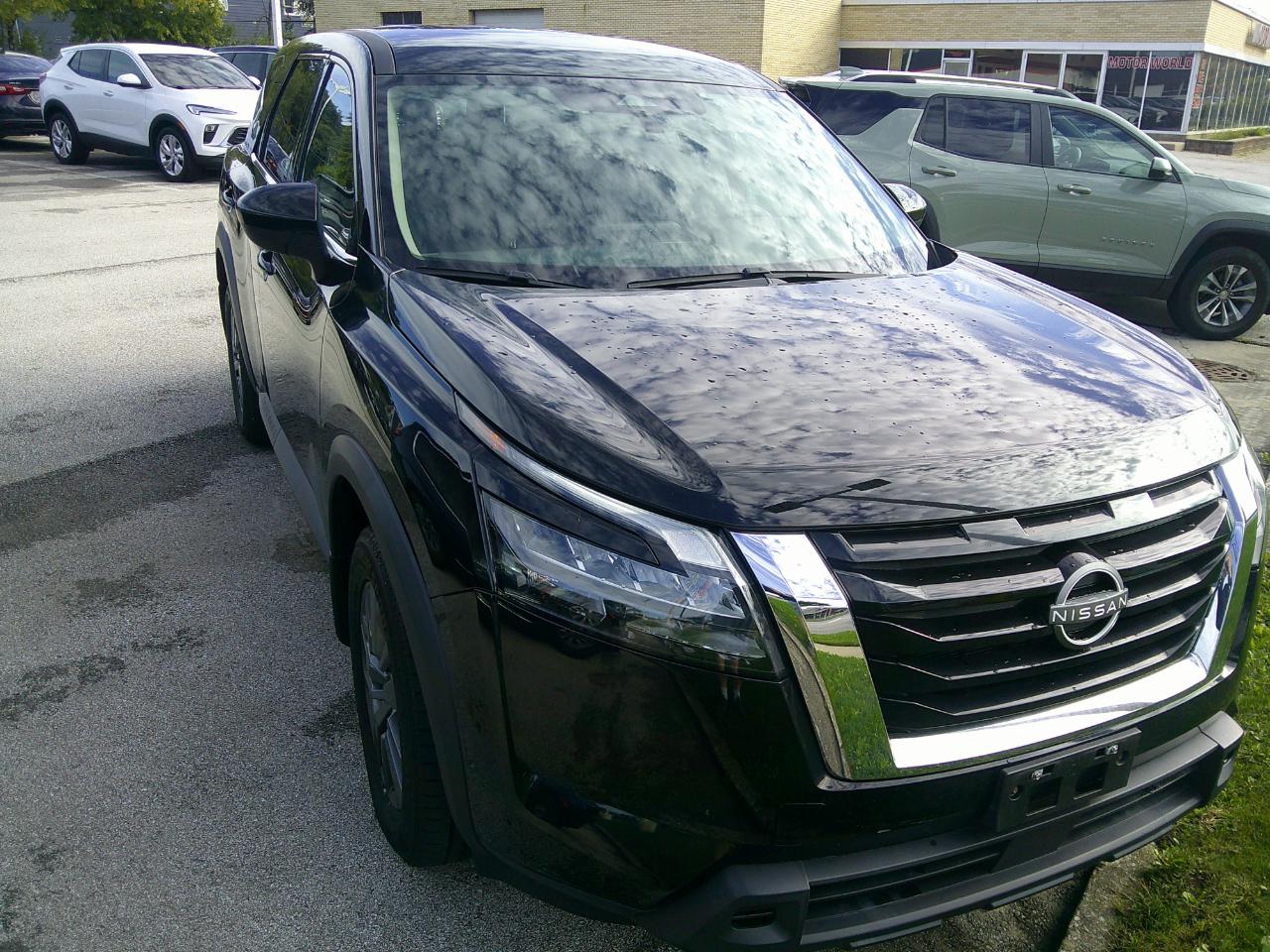 Nissan Pathfinder S 4WD 2024