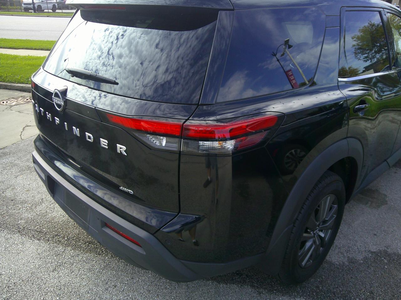 Nissan Pathfinder S 4WD 2024