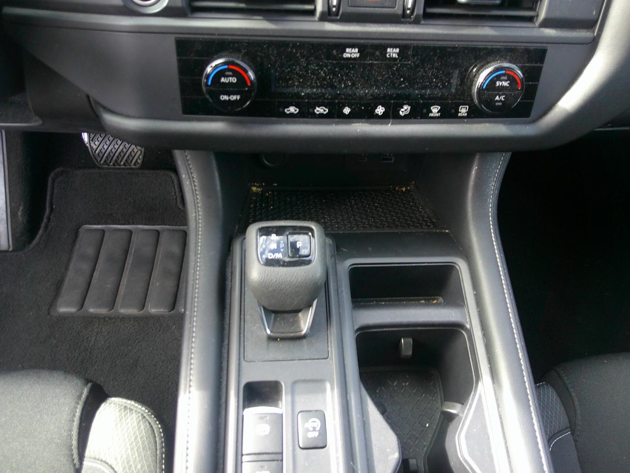 Nissan Pathfinder S 4WD 2024