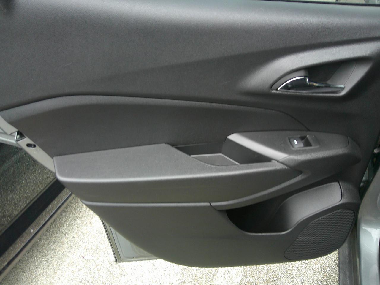 Chevrolet Trax FWD 4dr LT 2025