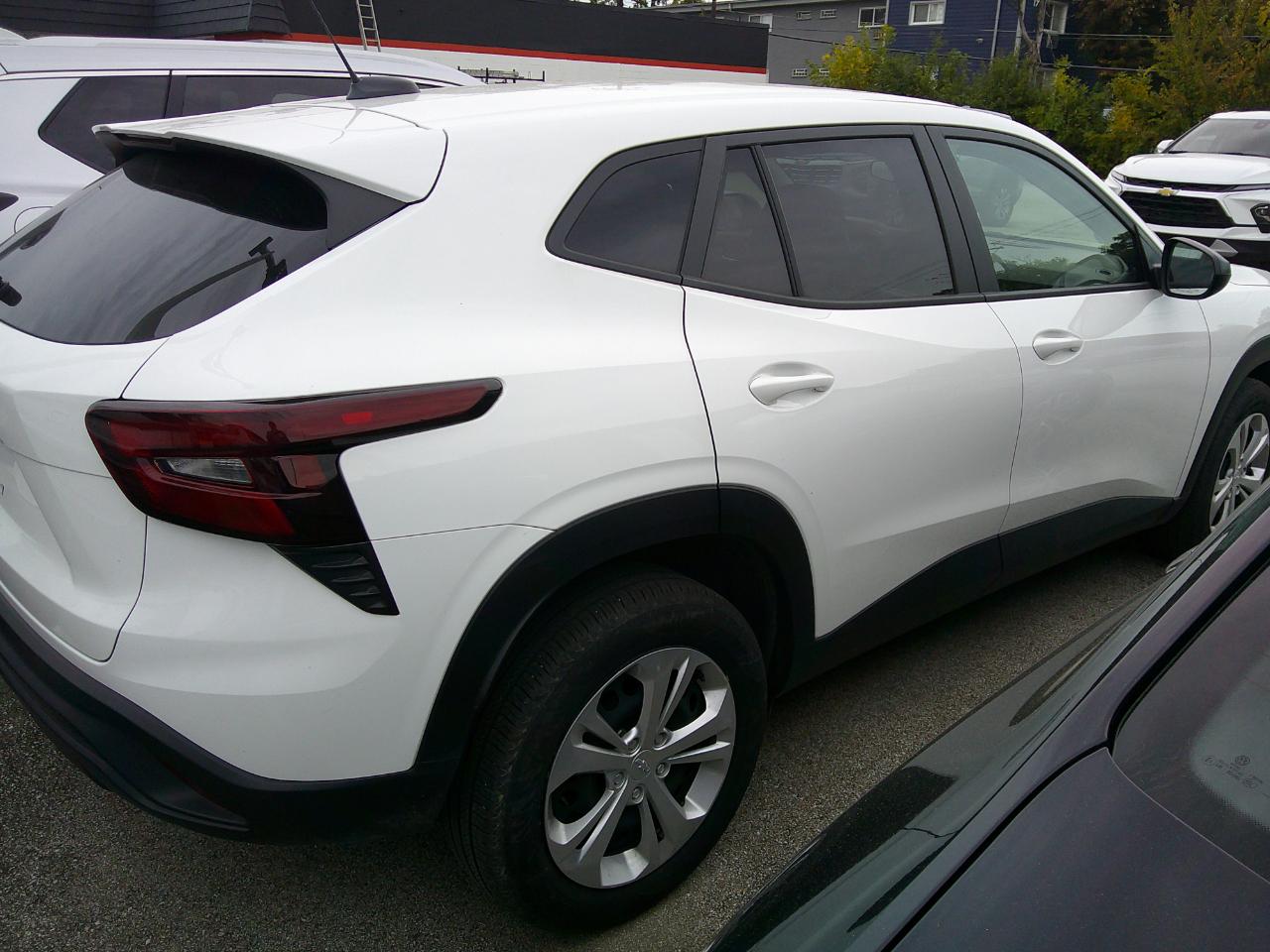 Chevrolet Trax FWD 4dr LS 2025