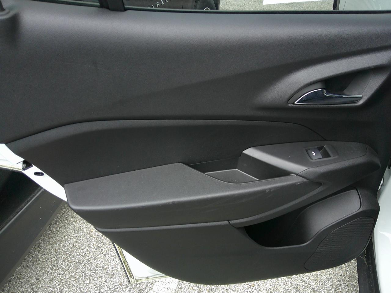 Chevrolet Trax FWD 4dr LT 2025