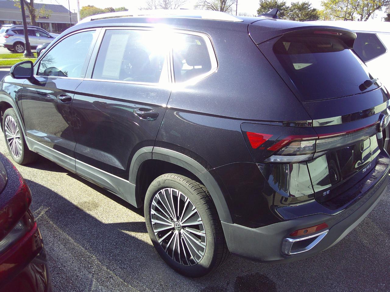 Volkswagen Taos SE FWD 2025