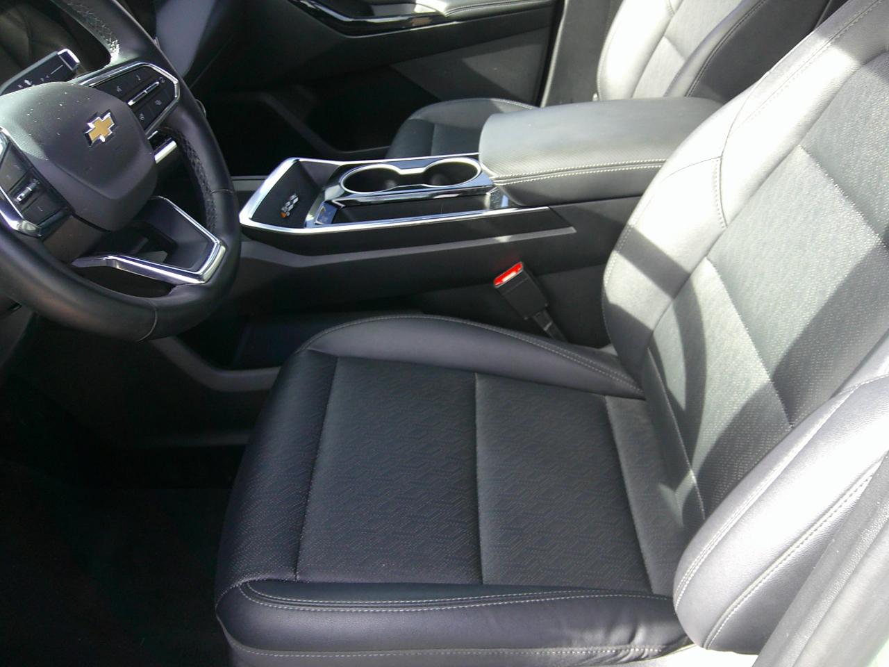 Chevrolet Equinox FWD 4dr LT w/1LT 2026