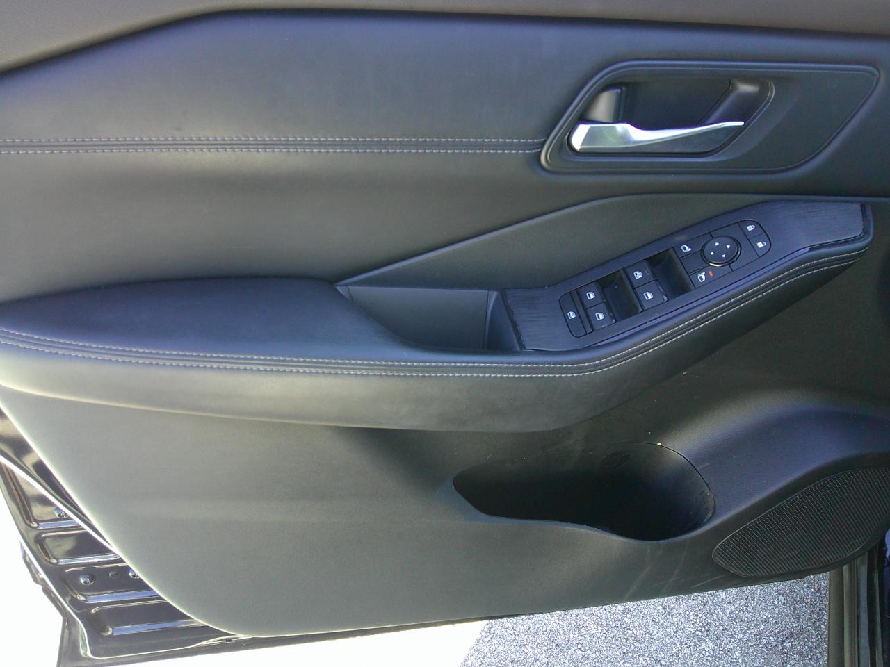 Nissan Rogue  2023