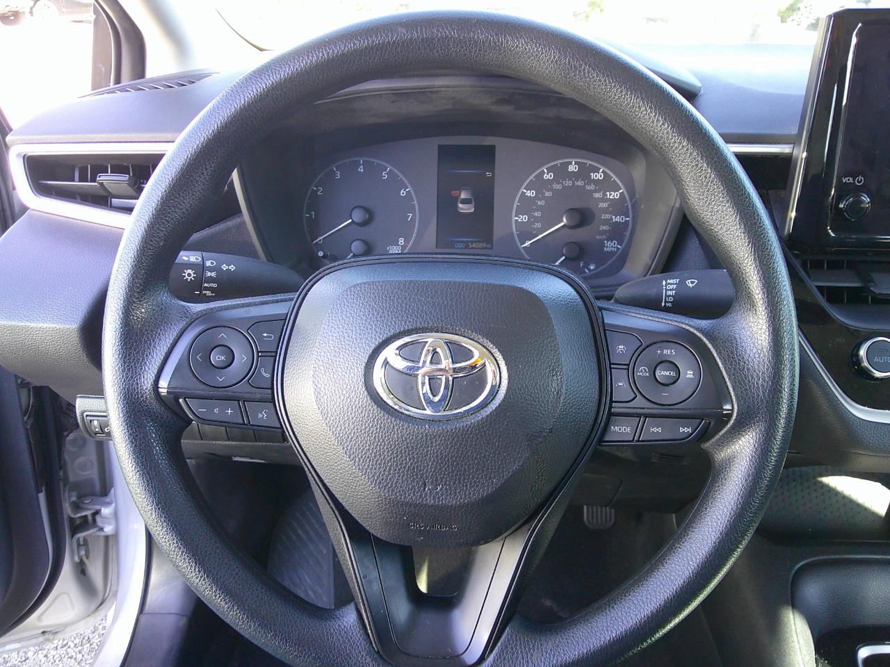 Toyota Corolla LE CVT (Natl) 2024