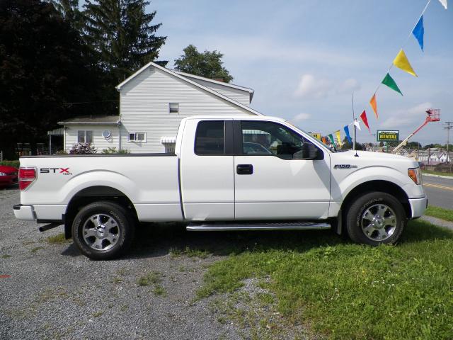 Ford F-150 XLT SuperCab 6.5-ft. Bed 4WD 2010