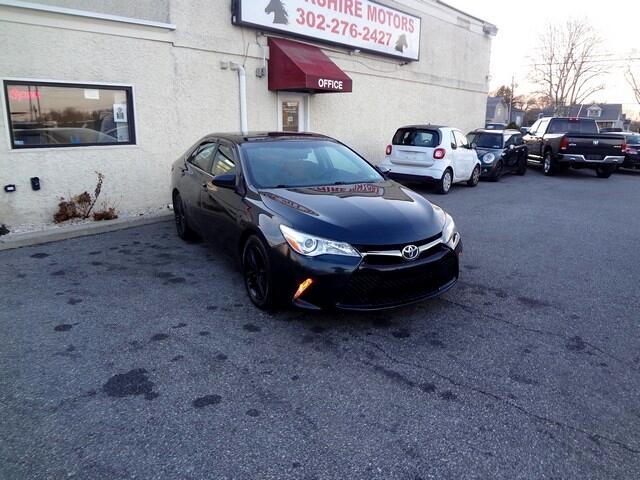 Toyota Camry 4dr Sdn I4 Auto XLE (Natl) 2015