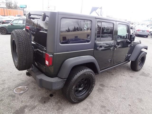 Jeep Wrangler Unlimited 4WD 4dr Rubicon 2011