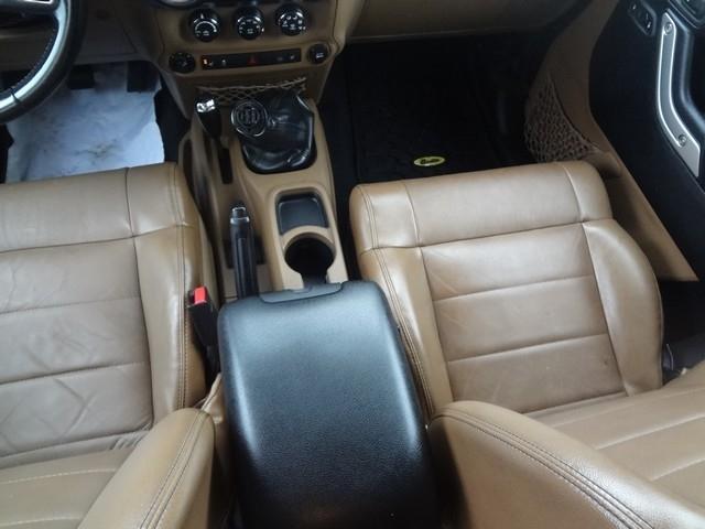 Jeep Wrangler Unlimited 4WD 4dr Rubicon 2011