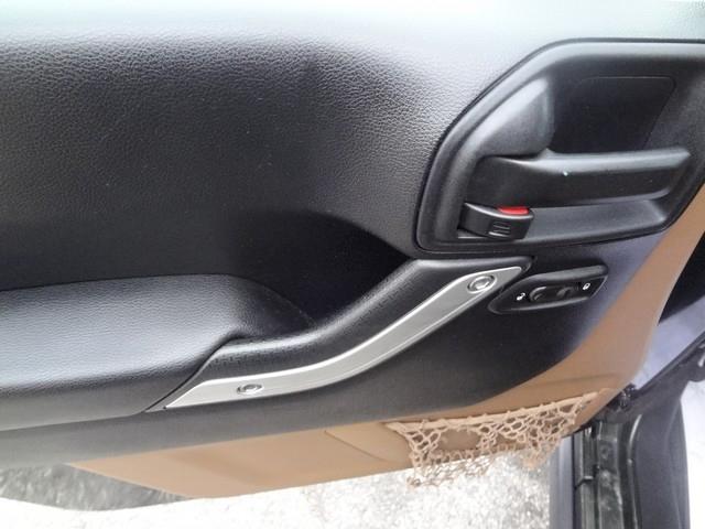 Jeep Wrangler Unlimited 4WD 4dr Rubicon 2011