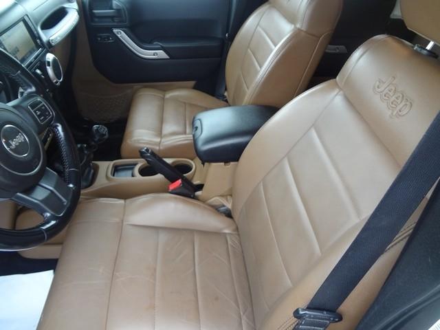 Jeep Wrangler Unlimited 4WD 4dr Rubicon 2011