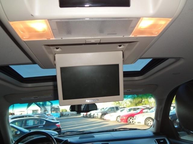 Cadillac Escalade AWD 4dr Premium 2011