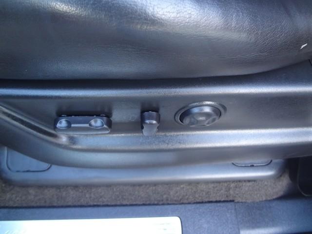 Cadillac Escalade AWD 4dr Premium 2011