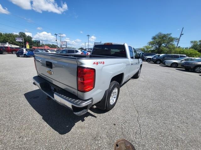 Chevrolet Silverado 1500 4WD Double Cab 143.5" LT w/1LT 2017