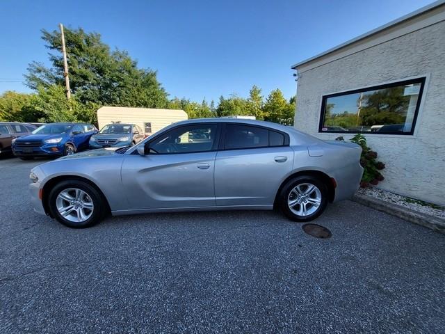 Dodge Charger 4dr Sdn SE RWD 2015
