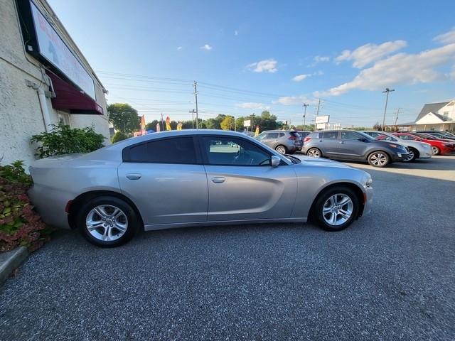 Dodge Charger 4dr Sdn SE RWD 2015
