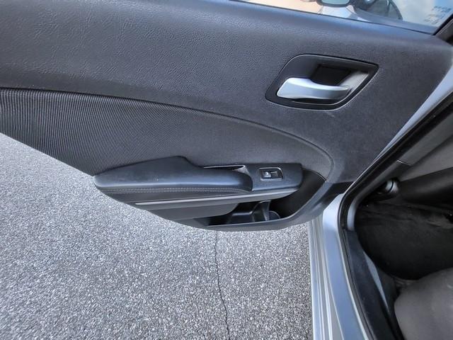 Dodge Charger 4dr Sdn SE RWD 2015