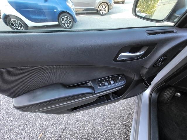 Dodge Charger 4dr Sdn SE RWD 2015