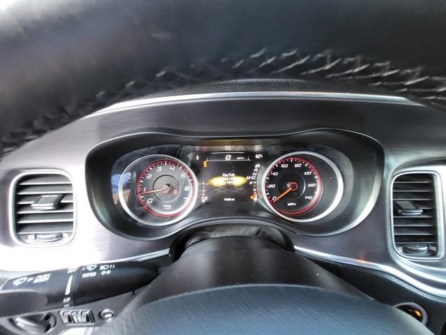 Dodge Charger 4dr Sdn SE RWD 2015