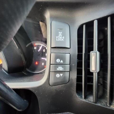 Honda Ridgeline 4WD Crew Cab RTL 2012