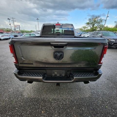 RAM 1500 Big Horn 4x4 Quad Cab 6'4" Box 2022